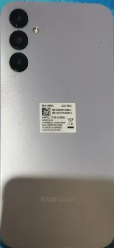 Vendo celular A14 em perfeito estado na caixa teve pouco uso motiva da venda ganhei iphon