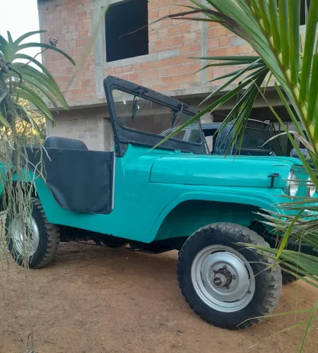 Willys Overland Jeep 2.6 12V Gasolina 2P 1973