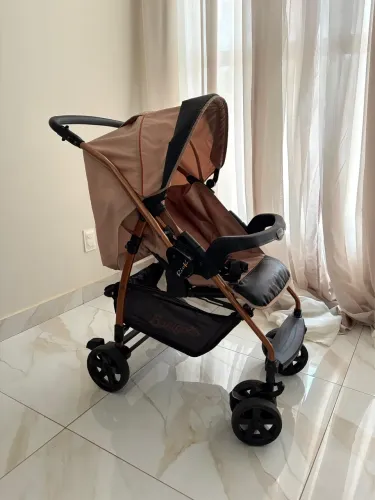 Carrinho de bebê burigotto rio k