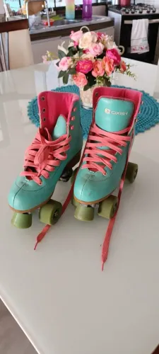 Patins Quad Retrô Oxer - Base de Ferro - Tamanho 38