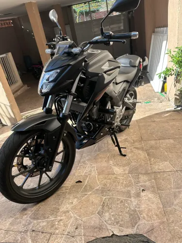 HONDA CB 300F TWISTER
