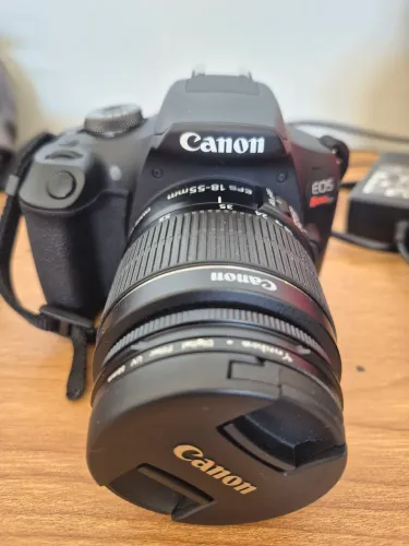 Rebel canon T7 EOS