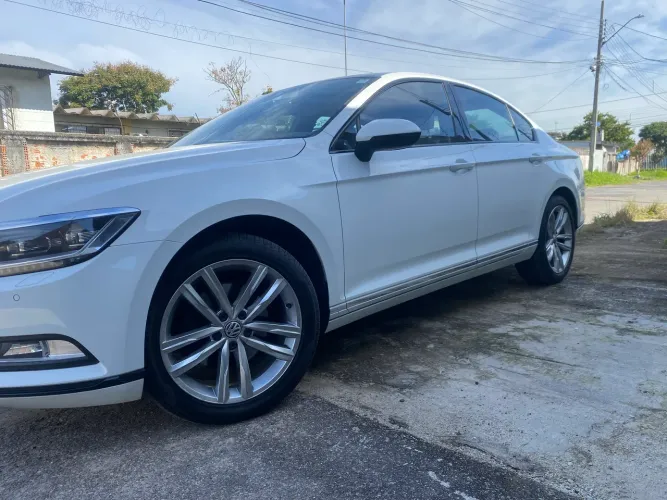 Volkswagen Passat Highline 2.0 TSI 220cv Tip. 2018