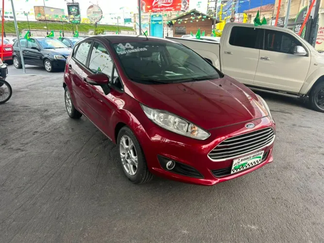 Ford Fiesta 1.6 16V Flex Aut. 5P 2014