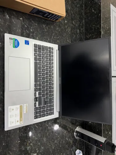 Notebook Asus Vivobook 16 Intel Core I7 1355u 8gb 512ssd W11 Cool Silver