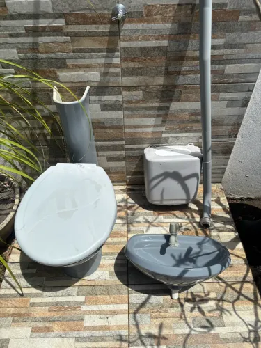 Vende-se kit vaso sanitário + pia 