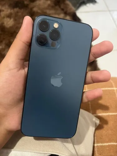 IPHONE 12 pro pouco usado