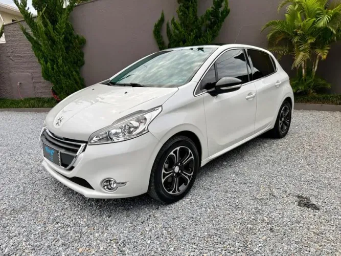 Peugeot 208 Griffe 1.6 Flex 16V 5P Aut. 2015