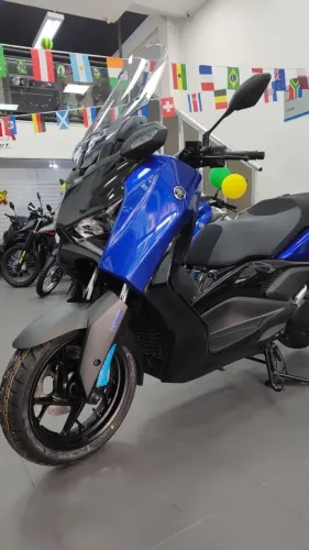 NOVA XMAX 300 2027- PRONTA ENTREGA!!!!