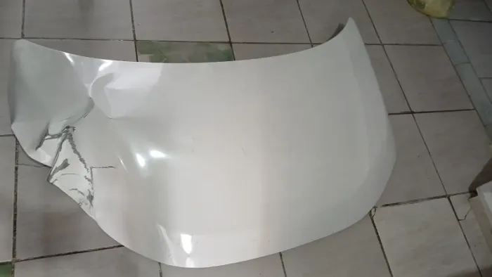Capô amassado Fiat Mobi Like 1.0 Fire Flex 5P. 2017