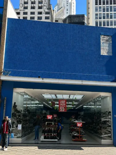 Loja na Rua Vinte e Cinco de Março, 501 545 m²
