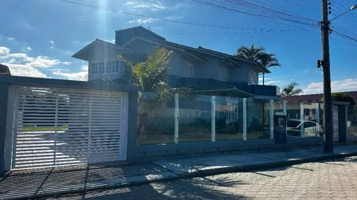 Casa com 2 terrenos em Balneário Rincão 150 metros do mar - 2 andares e muito espaçosa