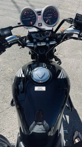Titam sport terceiro dono moto impecável,melhor motor que a Honda fez!