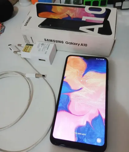 SAMSUNG GALAXY A10