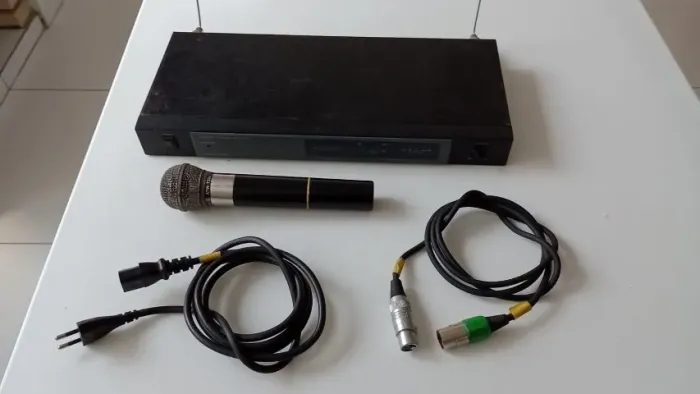 Microfone sem fio profissional