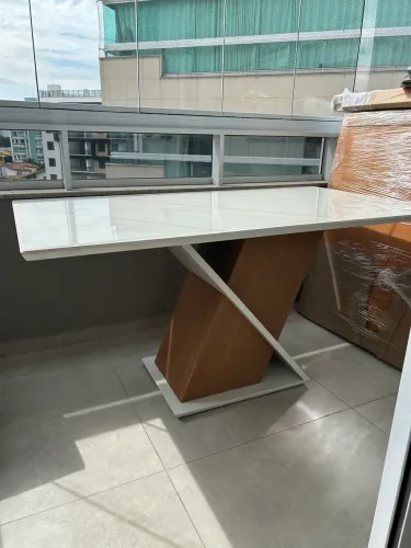 Mesa de jantar 6 lugares com tampo de vidro