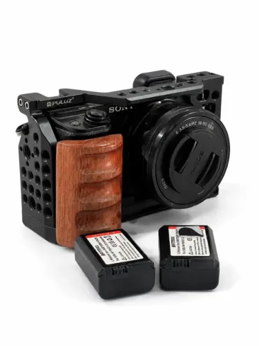 Sony A6300 4K + CAGE + DUAS BATERIAS