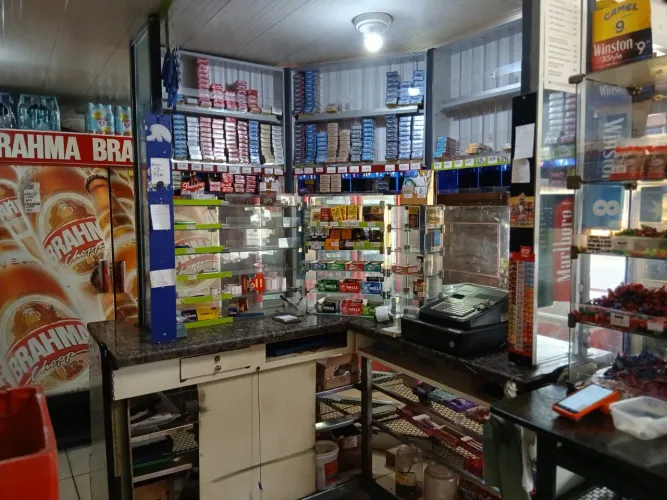 Oportunidade! Vendo Lanchonete / Clientela já consolidada há 35 anos !