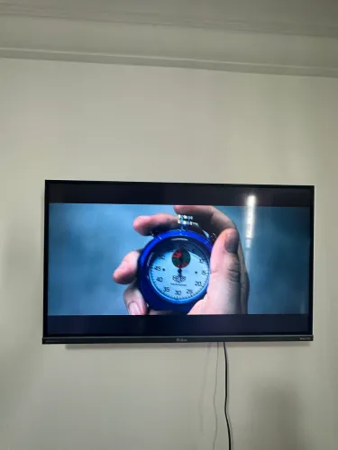 SMART TV PHILCO 32 POLEGADAS 8 MESES DE USO