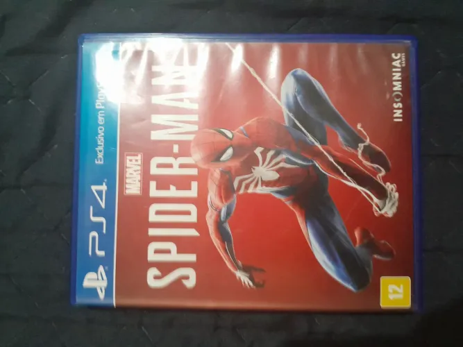 Faço troca, jogos Spider-Man de ps4 pelo jogo Detroit: Become Human de ps4
