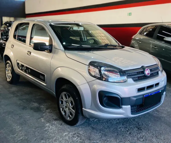 Fiat Uno Attractive 1.0 EVO Fire Flex 8V 5P 2020