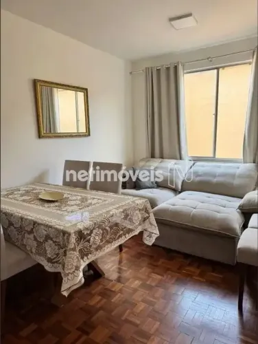 Apartamento à Venda 2 Quartos no Bairro Carlos Prates | Belo Horizonte