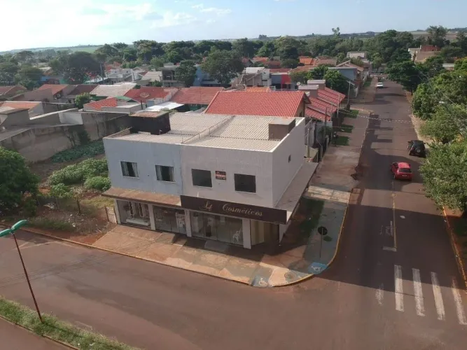 APARTAMENTO E SALA COMERCIAL