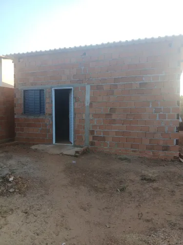 Vendo uma Casa por 65 mil em Palmas na região Norte para mais Informaçoës