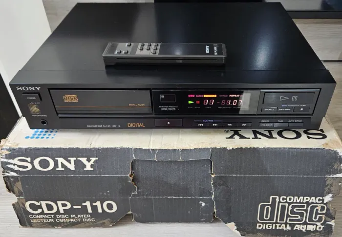 Cd Player Sony Japan Vintage de 1987! Com caixa original Muito Novo!