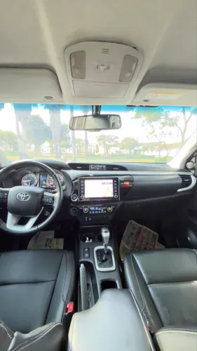 Toyota Hilux CD SRV 4X4 2.8 TDI Diesel Aut. 2021