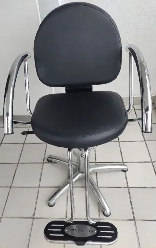 Cadeira Cabeleireiro/ Barbeiro/ Maquiador - Marca: Van de Velde