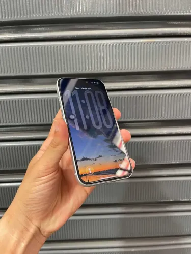 iPhone 15 128GB Original Anatel - 86% Saúde - Tela Sem Riscos