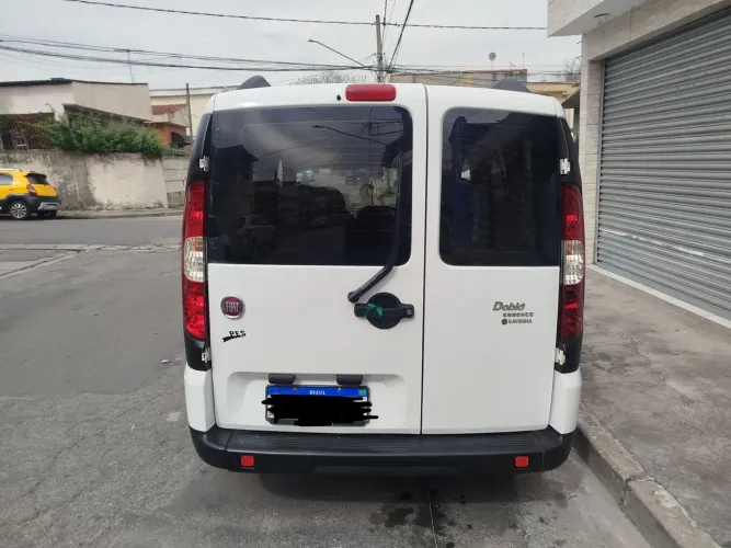 Fiat Doblo Essence 1.8 Flex 16V 5P 2017