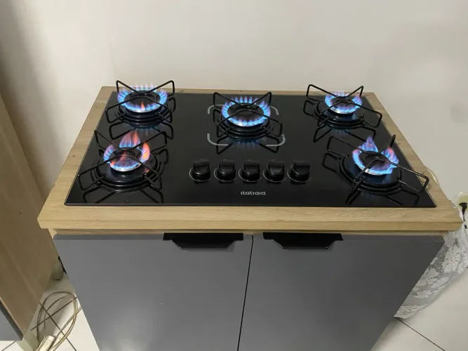 Cooktop 5 bocas com balcão