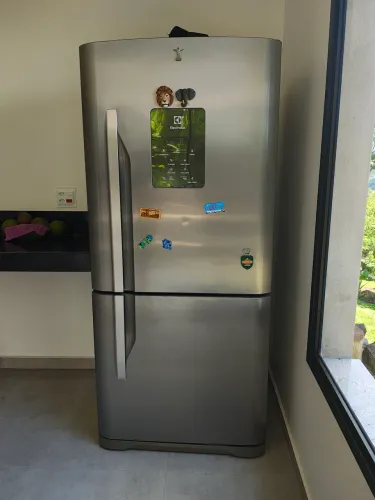 GELADEIRA 598 Litros ELECTROLUX INOX INVERTER