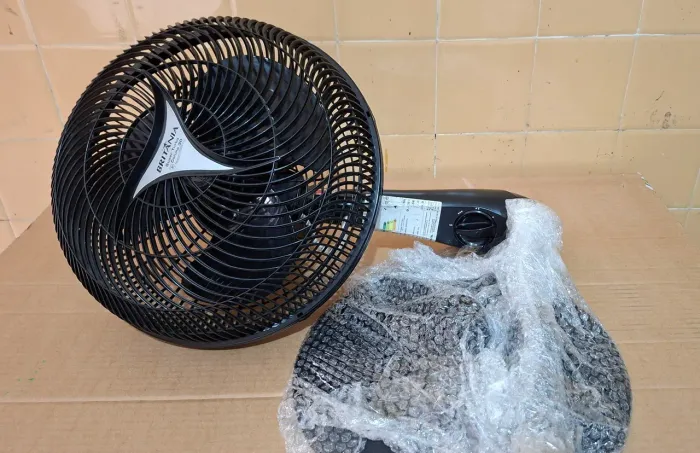 Ventilador Britânia Super Turbo Coluna 30, usado