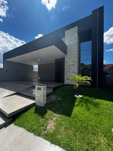 Casa alto padrão em São Gabriel do Oeste