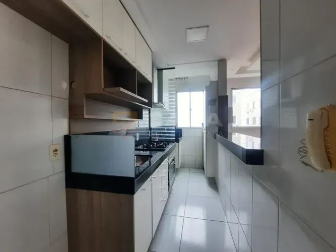 WF - Imóvel Localizado Próximo do Shopping MontSerrat c/ 2 Q em Colina de Laranjeiras - Se