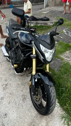 Hornet 600