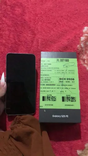 VENDO OU TROCO EM IPHONE SAMSUNG NOVO NA CAIXA !!!!!!