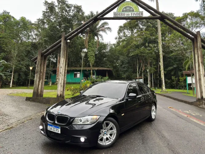 BMW 318I A 2.0 16V 136cv 5P 2012