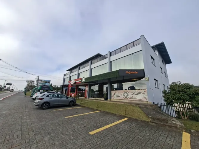 ACRC Imóveis - SA01477 - Sala para locação no bairro Santa Terezinha em Gaspar.