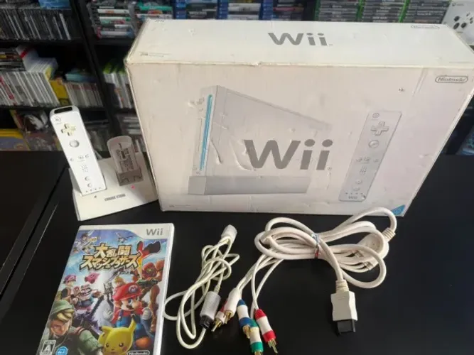 Nintendo Wii Completo Na Caixa com Jogo Dairantou Smash Brothers X