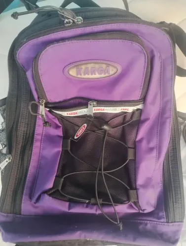 Mochila karga roxa