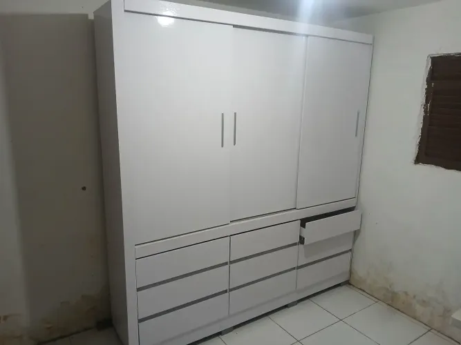 Guarda roupa casal 9 gavetas
