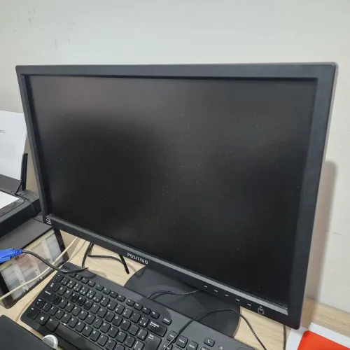 Monitor Positivo Widescreen - Ótimo Estado