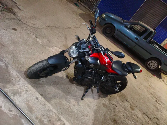 Moto em excelente estado