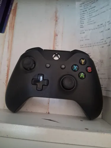 Controle do xbox one novinho 