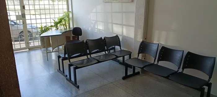 SALA ALUGA-SE