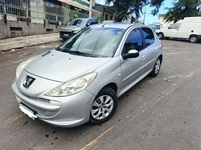 Peugeot 207 XR Sport 1.4 Flex 8V 5P 2013